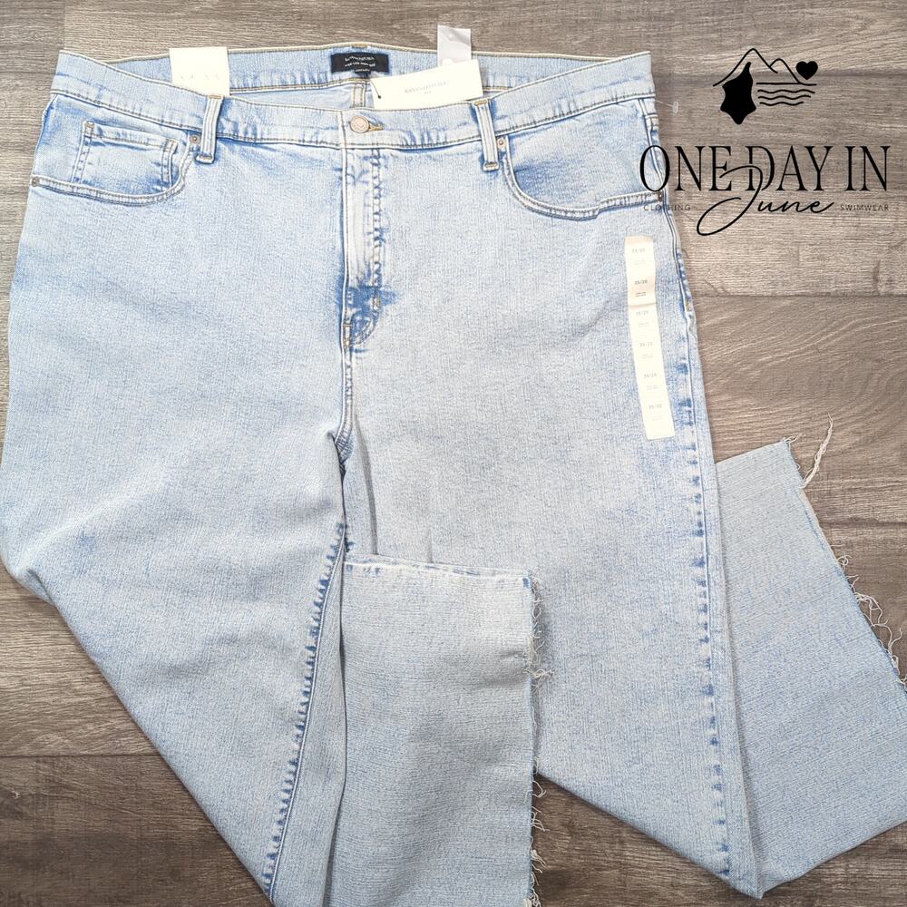 Banana Republic Wide Leg Raw Hem Cropped Jeans Size 20